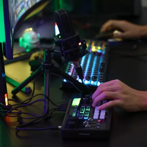 Ulanzi AX01 Live Streaming Sound Card, külső hangkártya, bluetooth